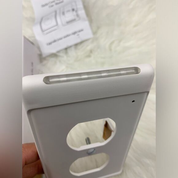 Outlet Cover Night Light - Picture 2 of 3